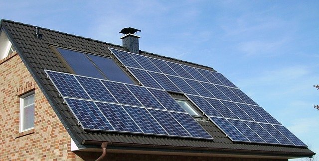 Att installera solceller på villan